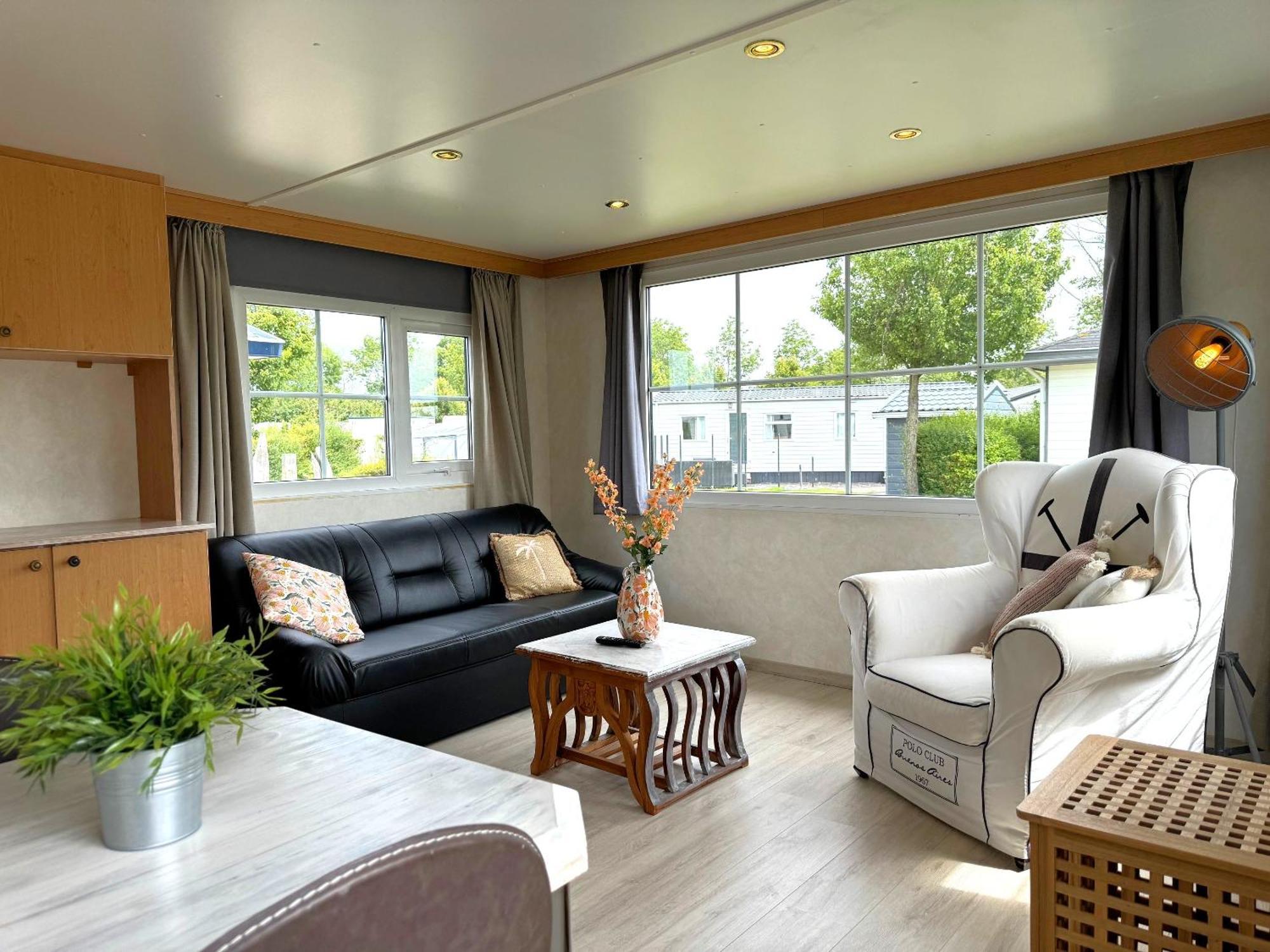 Camping De Strandloper 샤렌디크 객실 사진